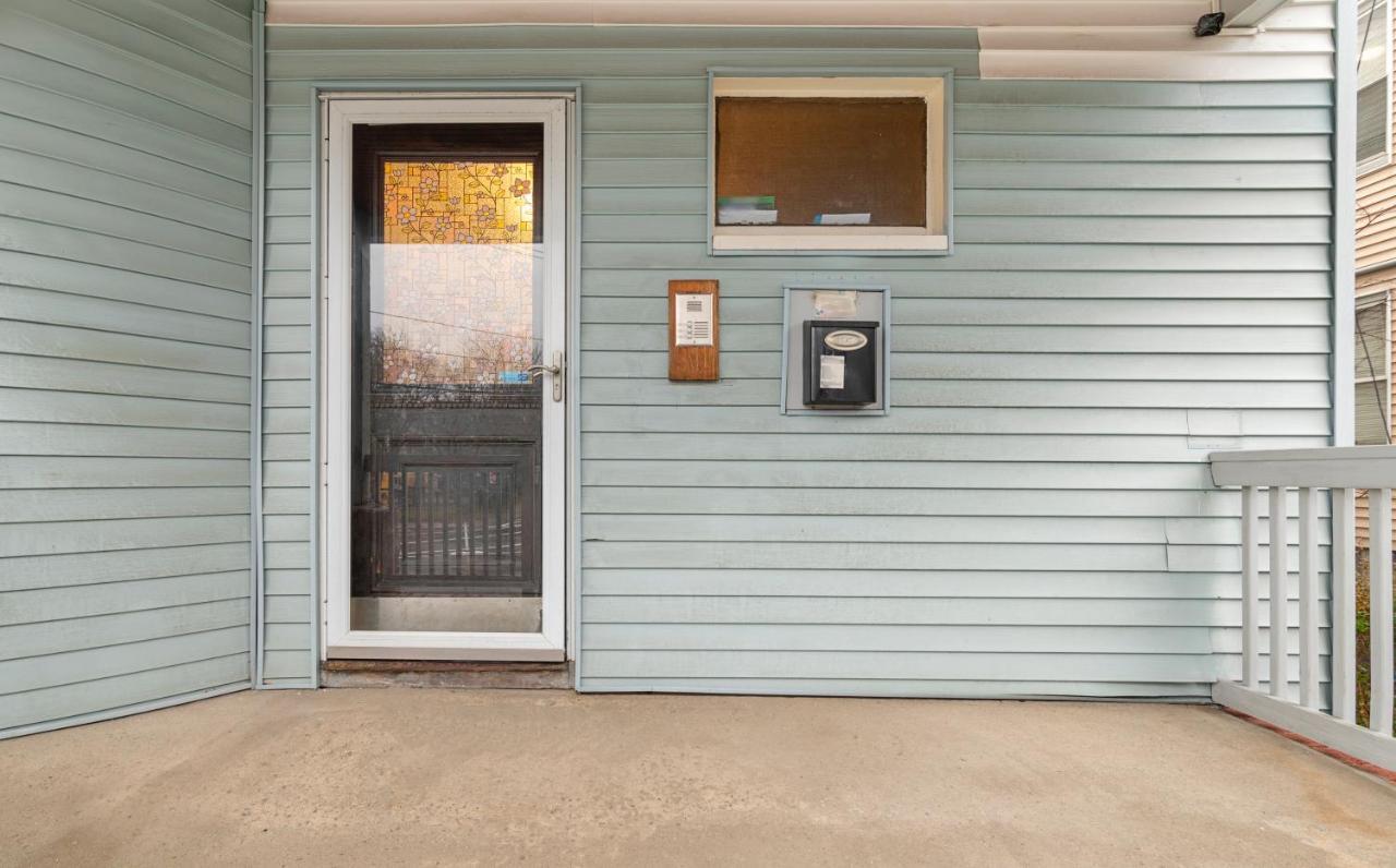 Bright & Spacious 2Br Apartment, Mins From Downtown Boston, Parking エクステリア 写真