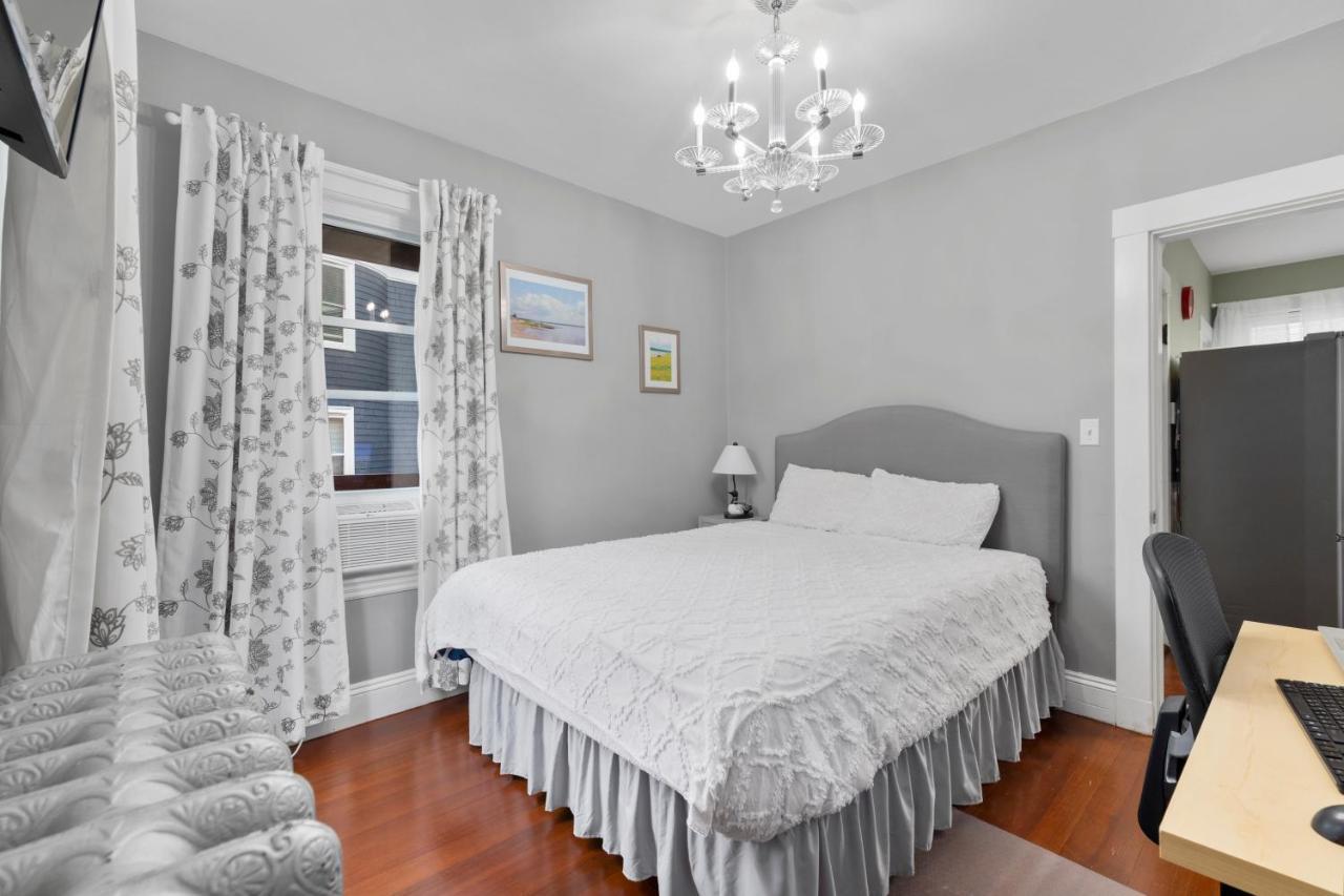 Bright & Spacious 2Br Apartment, Mins From Downtown Boston, Parking エクステリア 写真