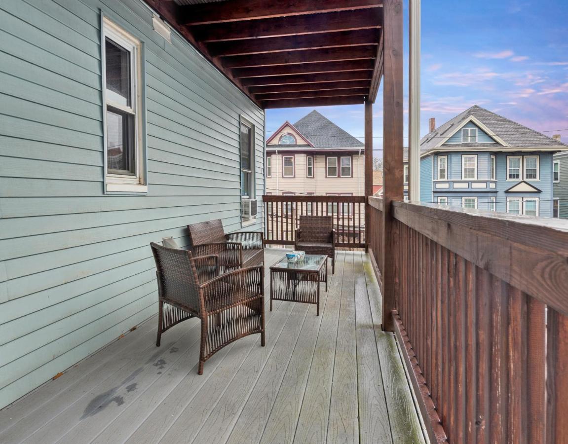 Bright & Spacious 2Br Apartment, Mins From Downtown Boston, Parking エクステリア 写真